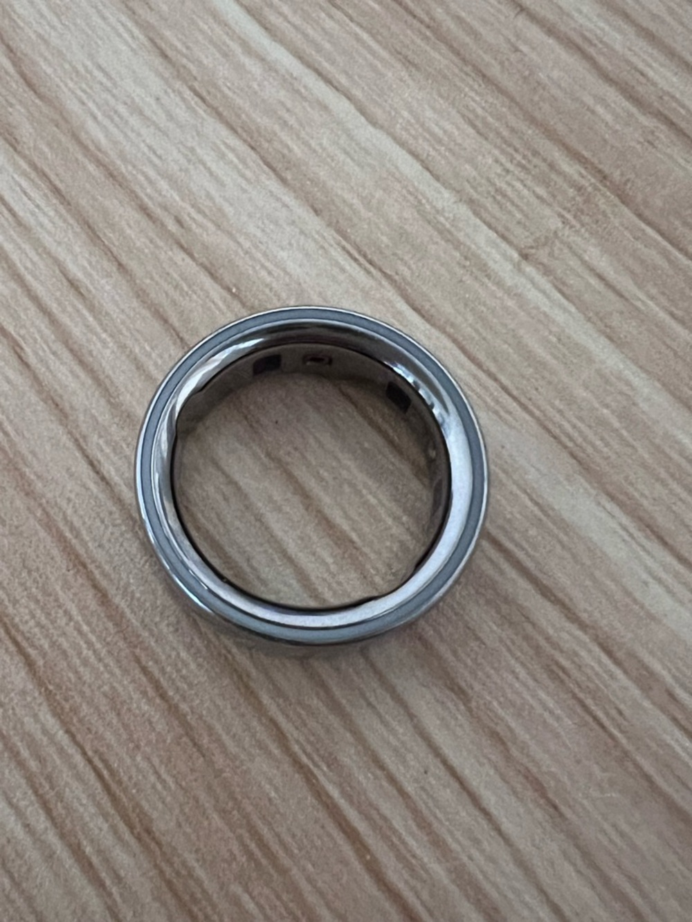 Oura Ring Size 8, battery defective
